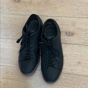 GAP Black Leather Men's Sneakers